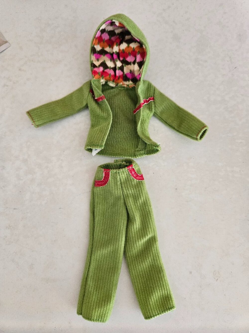 3/$15 1990s Mary-Kate and Ashley Doll Fashions